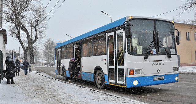 В Павлодаре изменили маршруты автобусов