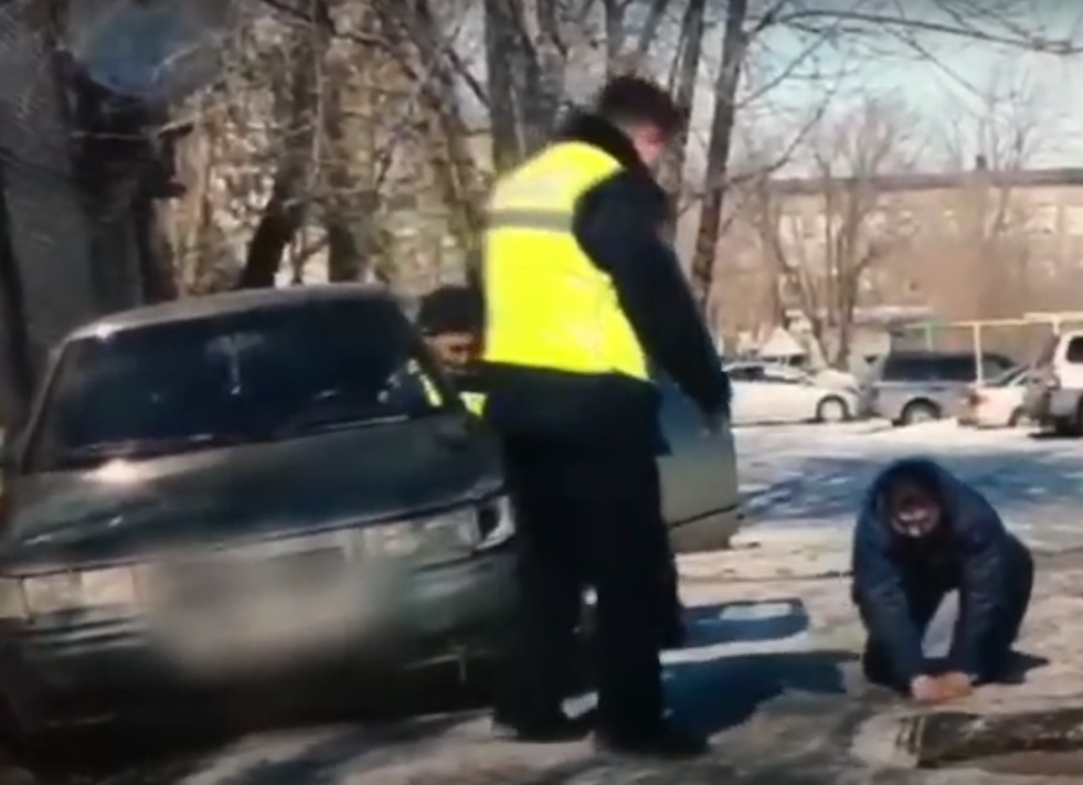 В Экибастузе нетрезвый водитель попытался убежать от полиции (ВИДЕО)