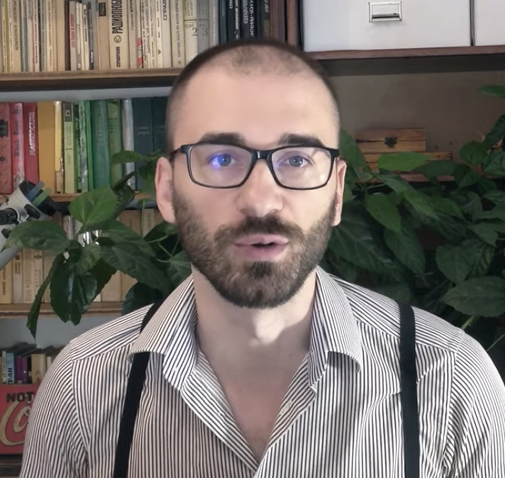 Как устроен глобальный человеческий курятник?