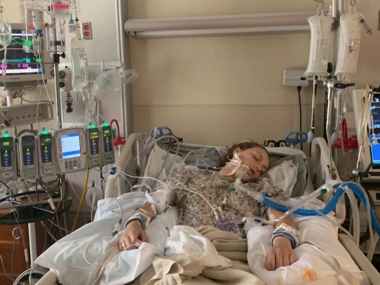 18-летняя американка  оказалась в коме из-за вейпа