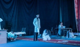 Историю пережившей насилие девушки рассказали на сцене Павлодара