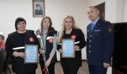 Павлодарские полицейские наградили волонтеров