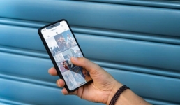 Павлодарский учитель получил айфон за загадку в TikTok