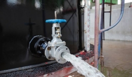 Павлодарец сливал нечистоты в неположенном месте