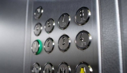 В нескольких многоэтажках Павлодара обновят лифты