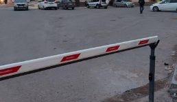 Советы адвоката. Законна ли установка шлагбаумов во дворах Актау?