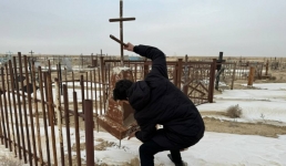 В Каракиянском районе восстановили могилы на православном кладбище после набега вандалов