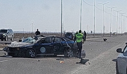 Полицейский автомобиль перевернулся у аэропорта Актау