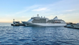 Когда круизный лайнер «Владимир Жириновский» повезет туристов в Актау