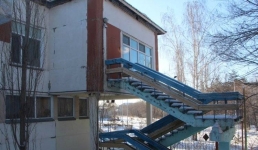 Не завершил и половины: в Павлодаре стройфирму винят в затяжном ремонте