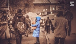 Как не потерять ребенка в толпе: советы павлодарских волонтеров