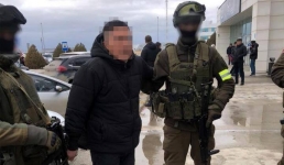В Актау иностранные граждане пытались провезти 1 килограмм наркотиков в своих желудках