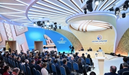 Токаев: Примером должны быть люди, которые ставят общенациональные интересы выше личных