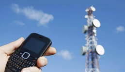 Жители Актау жалуются на «глушилки» сотовой связи