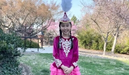 Юная дочь уроженки Мангистау опубликовала две книги в США