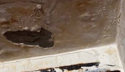 Остались без света: жительница села Умирзак пожаловалась на протекающую крышу дома