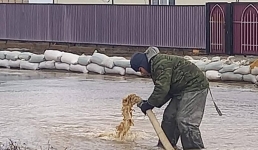 Спасатели Мангистау помогают жителям Актюбинской области