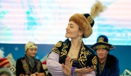 Павлодарские школьники показали национальные обычаи в сценках