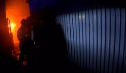 Пожар в «шиномонтажке» в Актау: один из пострадавших граждан Узбекистана скончался