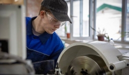 Павлодарский завод оборудовал мастерские двух учебных заведений