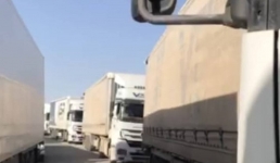 На трассе между Мангистау и Атырау застряло 67 грузовых фур