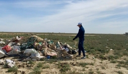 В Мангистау провели субботник на некрополе Бердібек әулие
