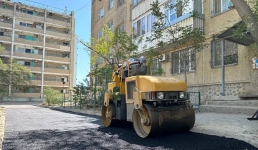 В 11 микрорайоне Актау уложено 2000 квадратных метров асфальта