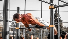 Открытая тренировка по Street Workout пройдет на набережной Актау в выходные