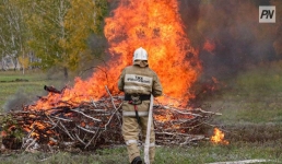 Три дачи сгорели в Павлодаре