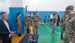 Павлодарские школьники состязались в сборке автомата и стрельбе