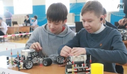 Школьники Павлодарской области с пользой проведут летние каникулы