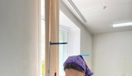 Школьникам Павлодара помогли сшить летние костюмы