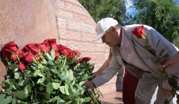 Человек тысячелетия: в Павлодаре к памятнику учёного возложили цветы