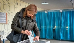 Ярмарка и торты: как встречают павлодарцев на референдуме