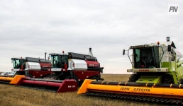 Педагог из Аккулы покажет навыки сборки комбайна