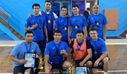 Экибастузские спасатели сыграли в футбол