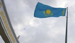 Церемония поднятия государственного флага РК прошла в Павлодаре