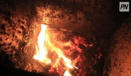 В Теренколе школьник помог потушить пожар