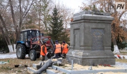 В Павлодаре из-за непогоды пострадал старейший памятник