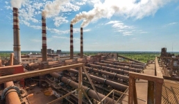 Градирню павлодарской ТЭЦ-1 заволокло дымом