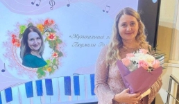 Павлодарка презентовала сборник детских песен