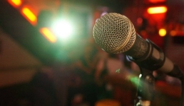 В Павлодаре выберут лучшего стендапера года