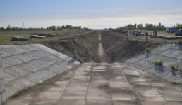 Вновь отложили на «завтра»: когда на успенские поля пустят воду из Иртыша