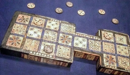 Учёные расшифровали правила 4700-летней настольной игры