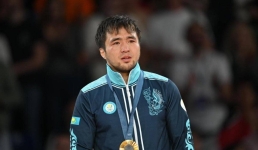 Ельдос Сметов планирует изучать английский язык в Лондоне