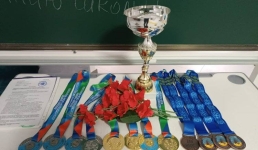 В павлодарской школе провели баскетбольный турнир в честь двух юбилеев