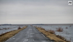 Почва в Павлодарской области промёрзла меньше: как это влияет на риск паводка