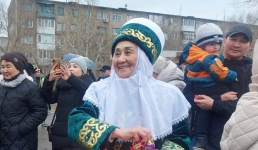 Юрты, музыка и традиции: как павлодарцы начали праздновать Наурыз