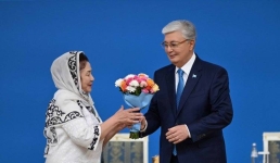 Госнаграды вручил павлодарцам Президент РК