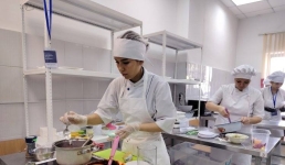 Павлодарские студенты-кондитеры выразили патриотизм в шоколаде